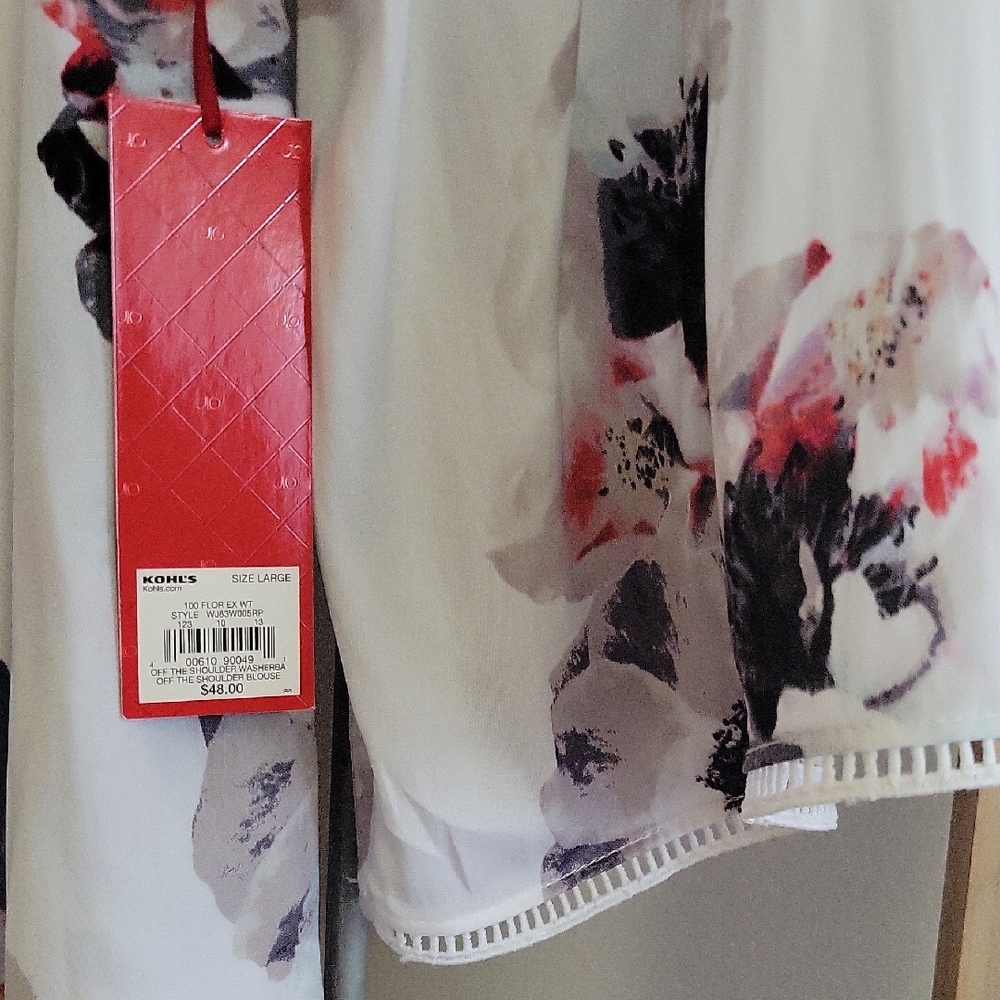 Jennifer Lopez Floral Off-Shoulder Top - White and Black Floral NWT SZ L - Picture 3 of 6